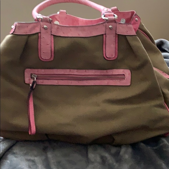 Guess (2) - Picture 2 of 6